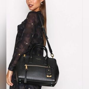 [SOLD] Marc Jacobs The Tote Bag Recruit East West Tote (Black/Gold)